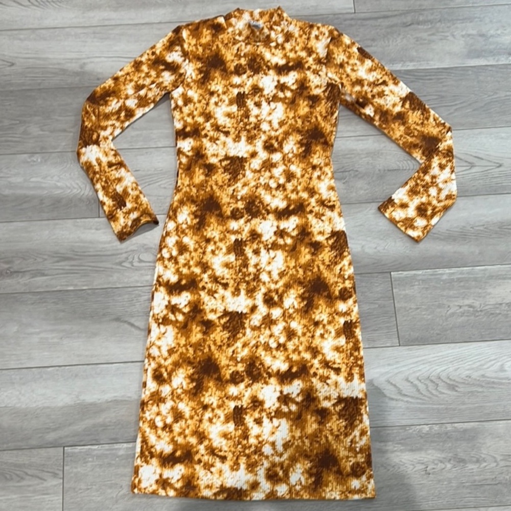 Tie-Dye Long Sleeve Dress! Gorgeous dress! Worn once only!!